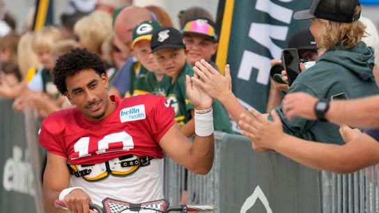 Patriots Camp Report 08.16.23: Offense uneven, defense gives up big plays in Packers joint session taken at Lambeau Field (Patriots)